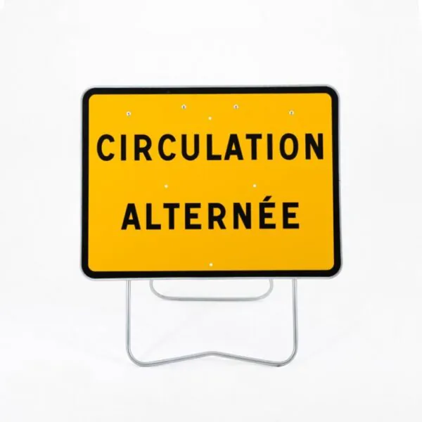 PANNEAU TEMPORAIRE KC1 SUR PIEDS - CIRCULATION ALTERNEE